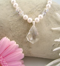 Trish Pendant Necklace